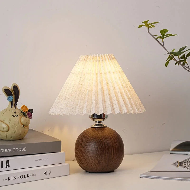 Aria Petal Fabric Table Lamp – Retro Wiggle Stem Nordic Bedside Night Light